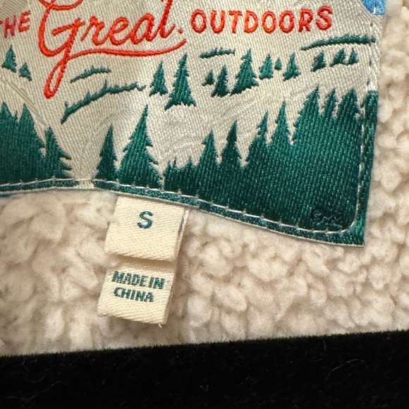 The Great Outdoors Fleece Pullover - Picture 2 of 5